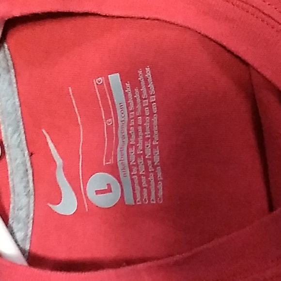 Girls size large pink Nike t-shirt - Picture 2 of 2